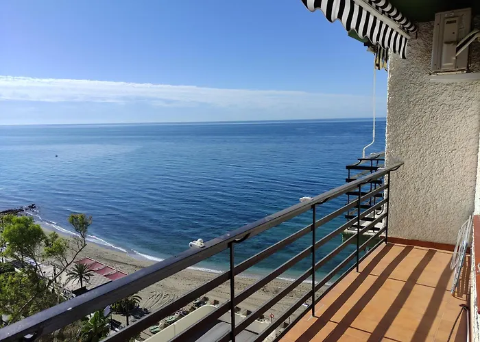 In First Line Apto. 10-9