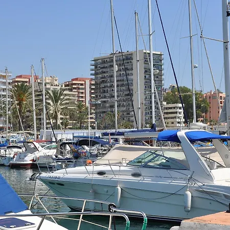 In First Line Apto. 10-9