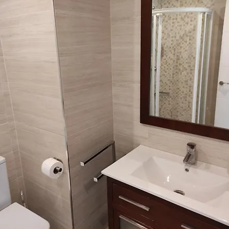 In First Line Apto. 10-9