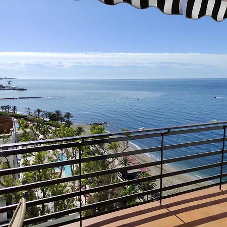 In First Line Apto. 10-9