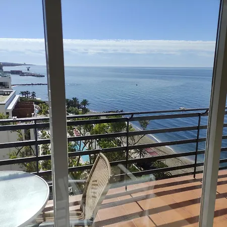 In First Line Apto. 10-9 Marbellac